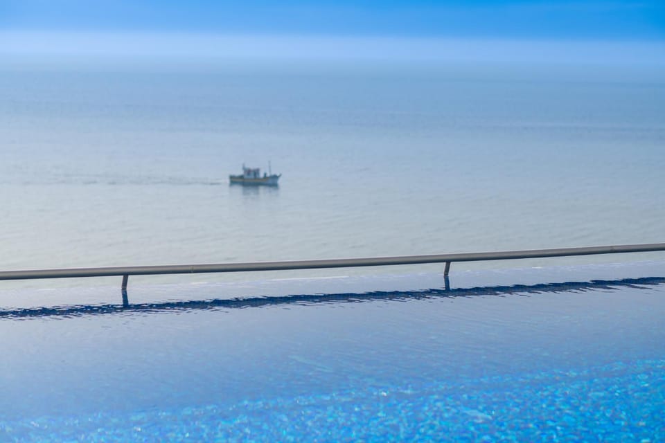 Sea view, Swimming pool