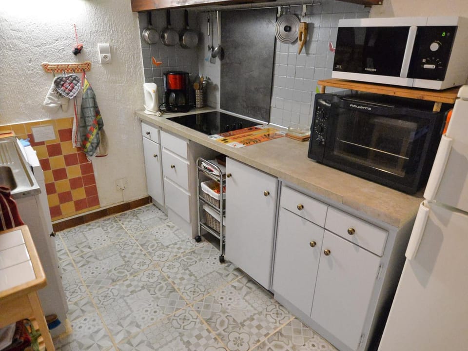 Appartement 2 pièces pour 5 personnes, Exposition Sud-Ouest, Animaux acceptés - FR-1-263-161 Apartment in Auvergne-Rhône-Alpes