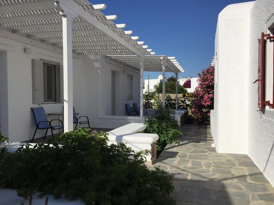 Diogenis Village Mykonos Bed and Breakfast in Mykonos, Mikonos 846 00, Greece