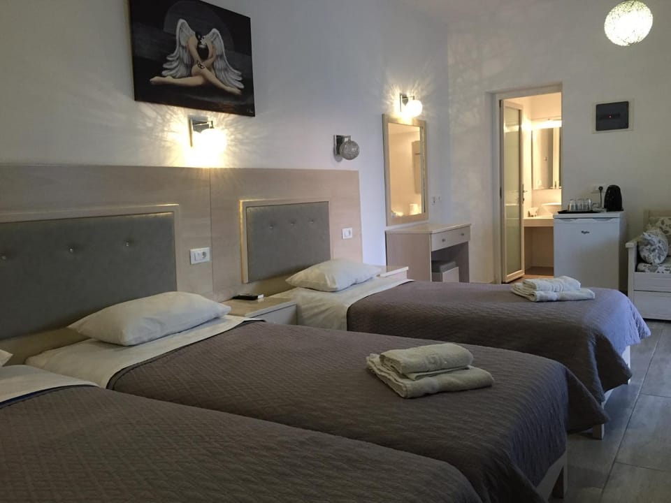 Diogenis Village Mykonos Bed and Breakfast in Mykonos, Mikonos 846 00, Greece