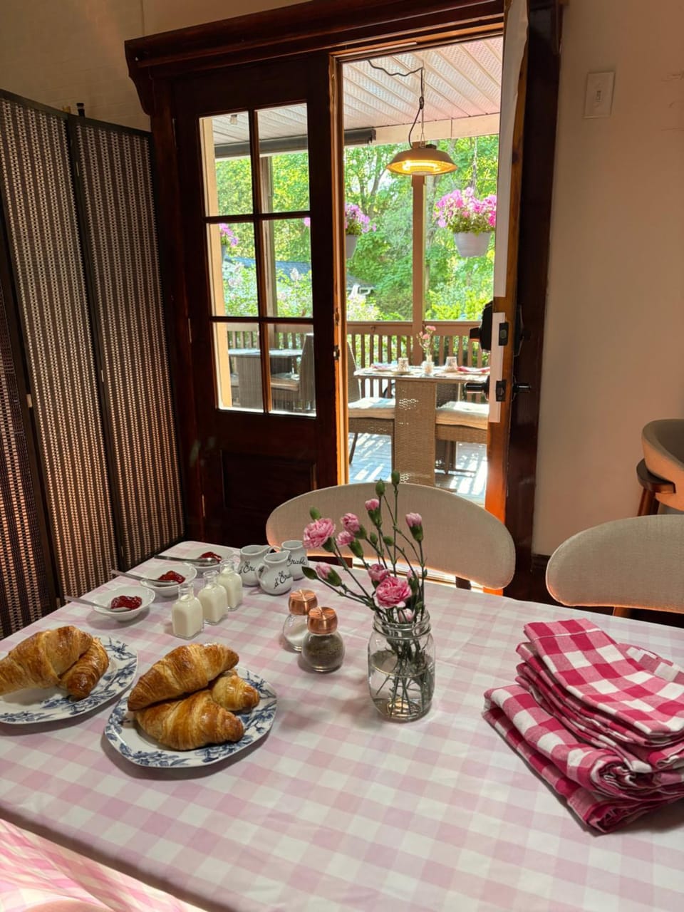 Au Coeur De Magog Bed and Breakfast in Magog