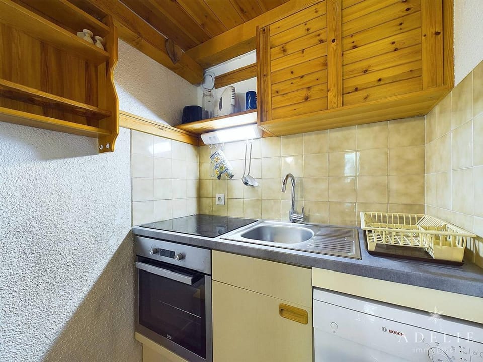 Studio mezzanine pour 4, à 50m des pistes, balcon, proche commerces, équipements complets - FR-1-398-580 Apartment in Montvalezan