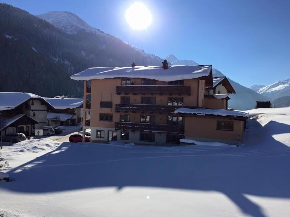 Property building, Winter