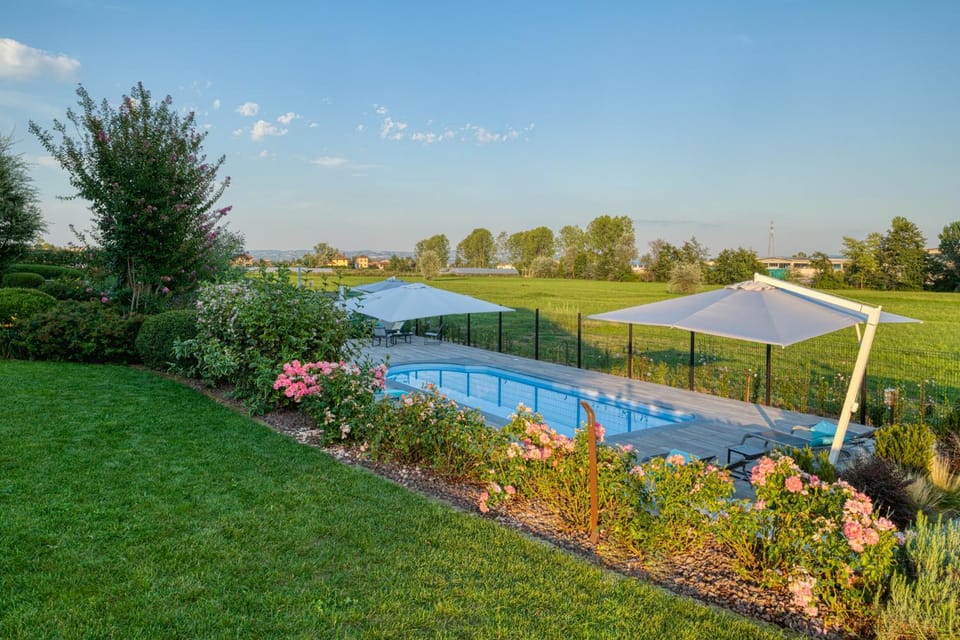 Garden, Pool view