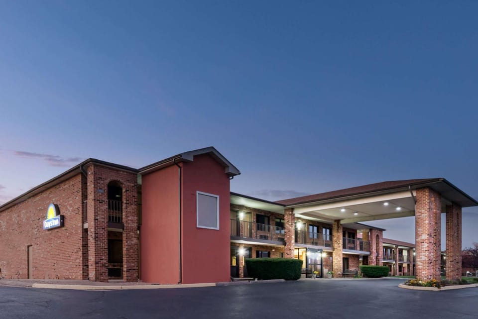 Property building, On site