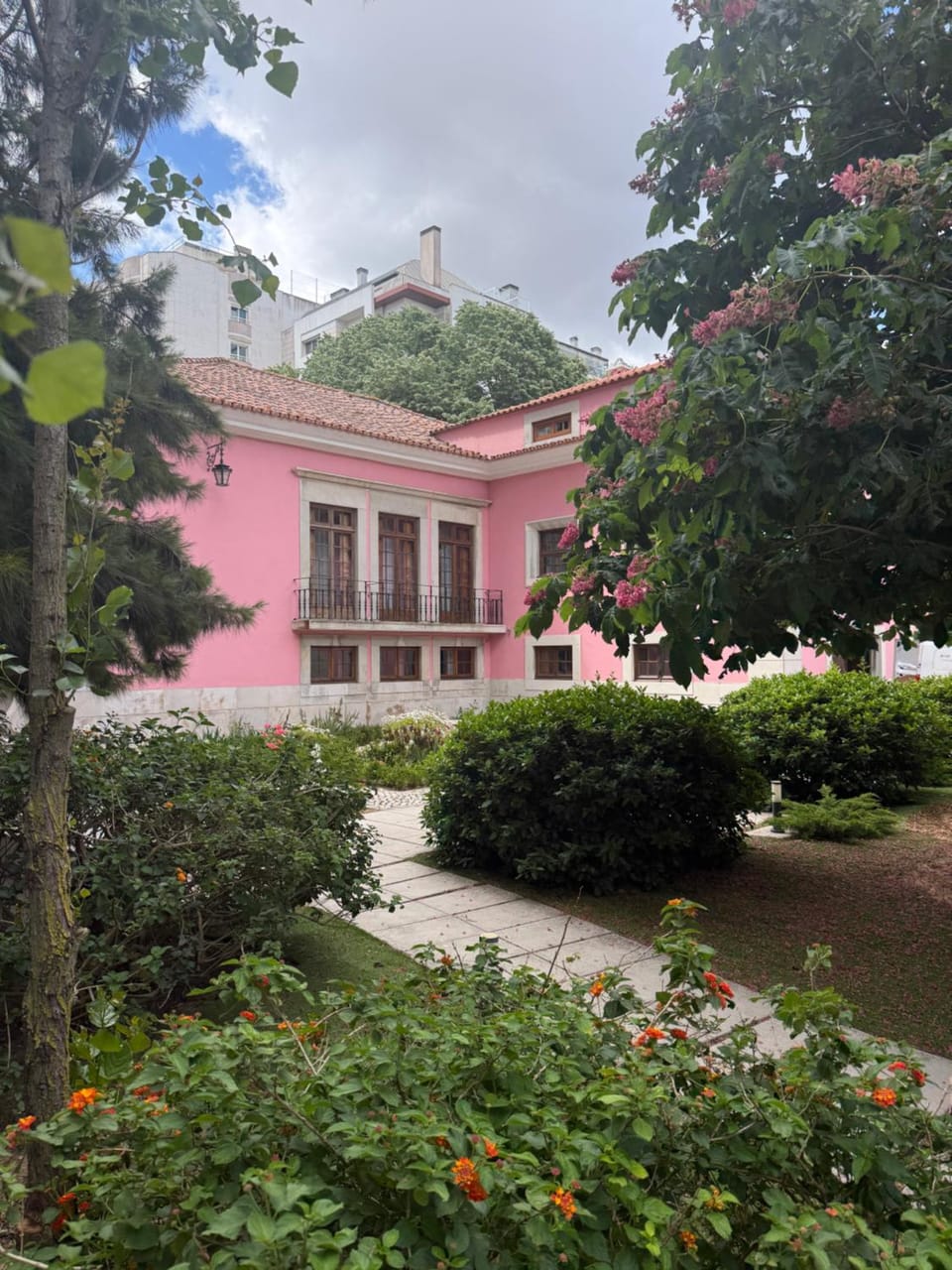 Property building, Garden