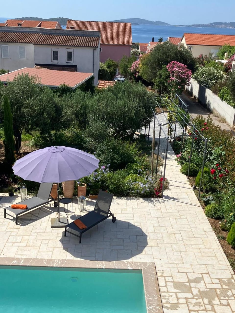 Garden, Garden view, Pool view, Sea view, Swimming pool, sunbed