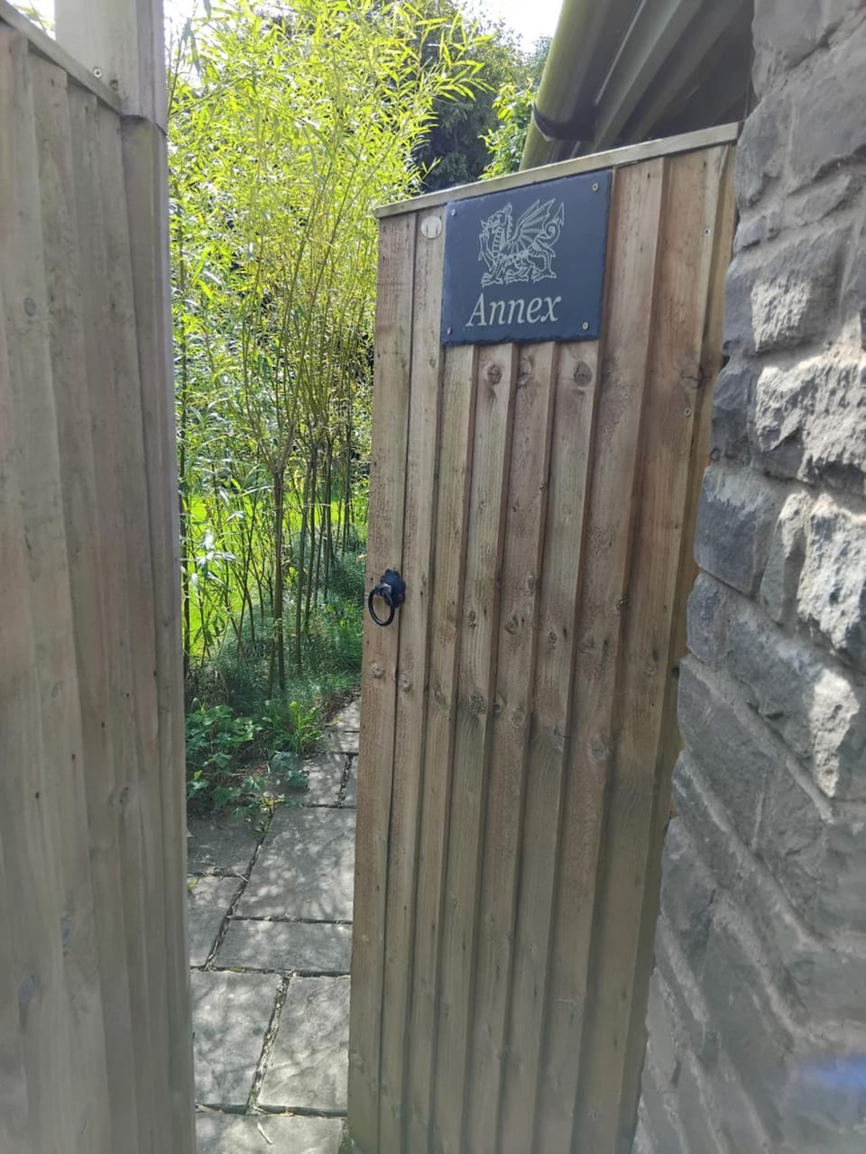 Post Office Row Apartment and garden Apartment in Wales