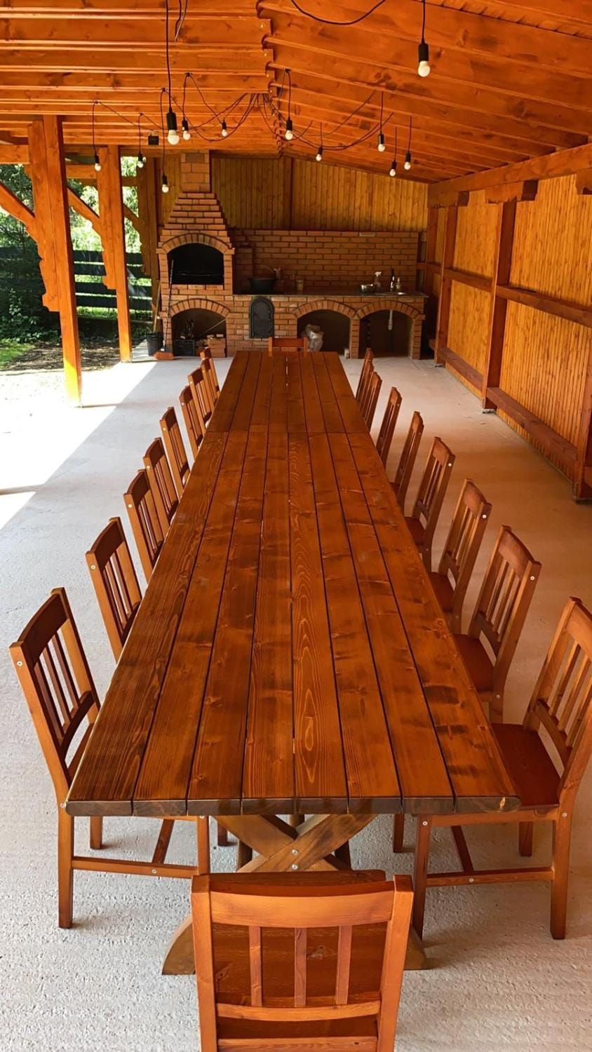 Restaurant/places to eat, Dining area