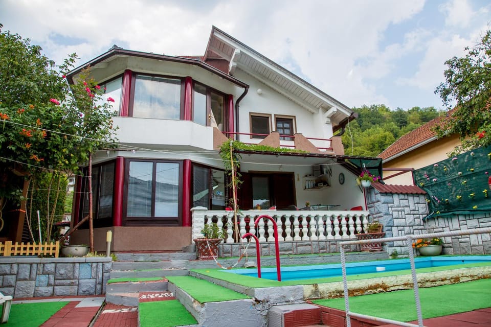 Villa Dino House in Lika-Senj County