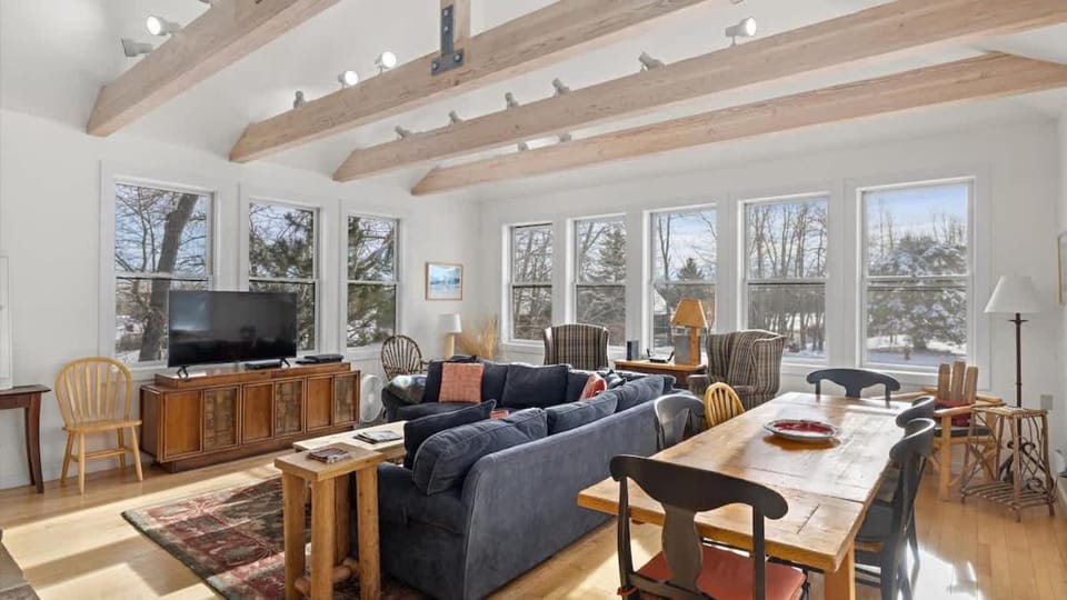 Mountain Treetop House in Red Lodge