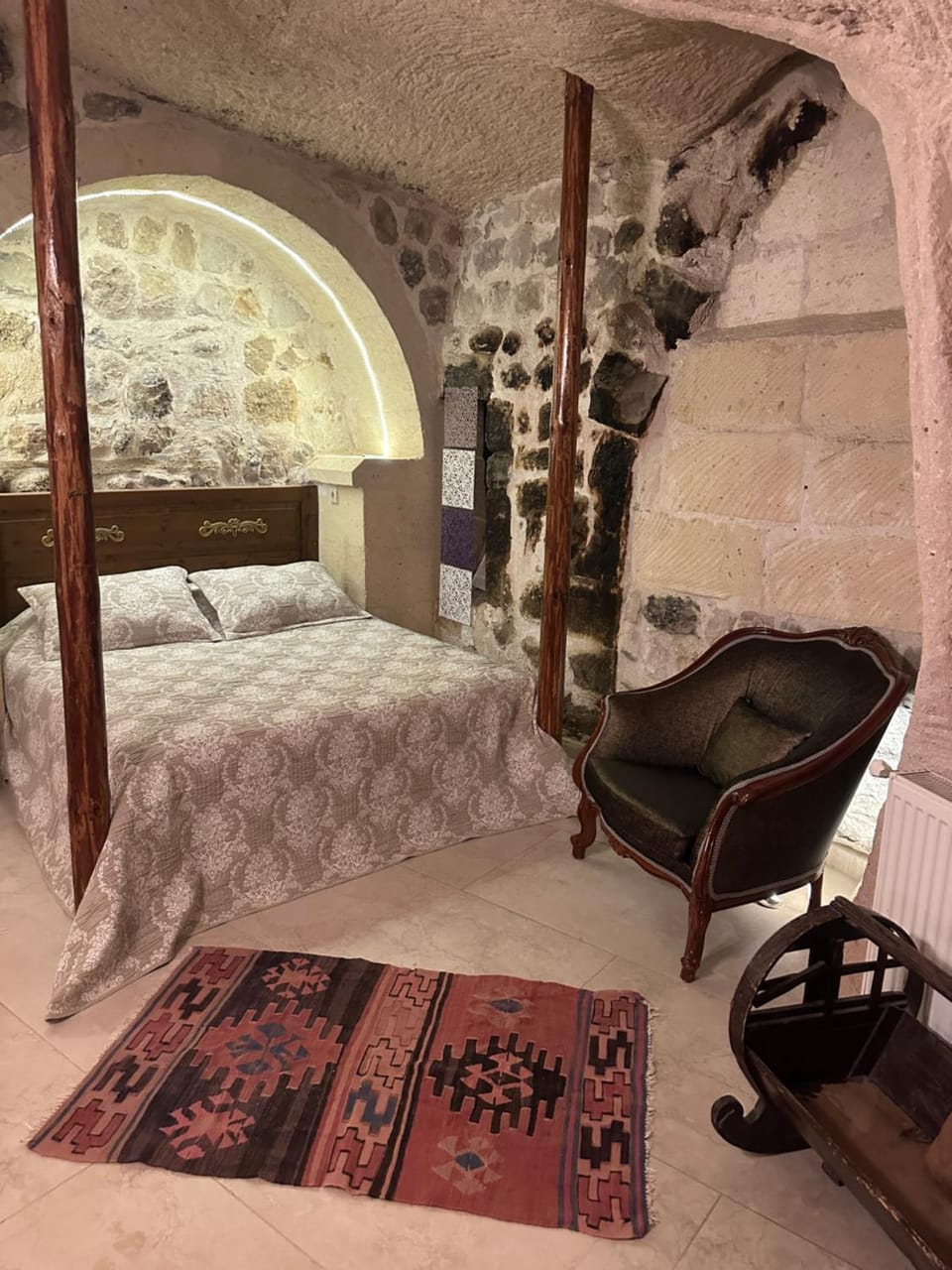Uchisar Cave House Bed and Breakfast in Turkey