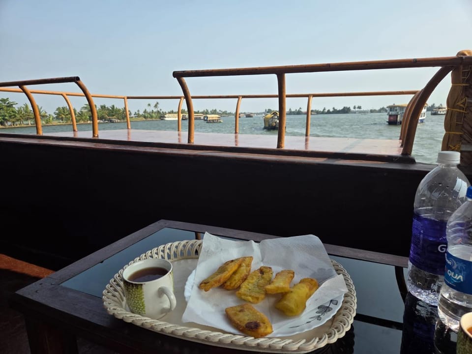 Food and drinks, Lake view