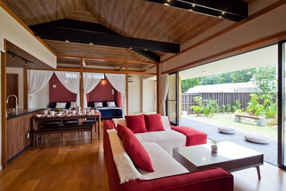 Garden, Balcony/Terrace, Living room, Dining area