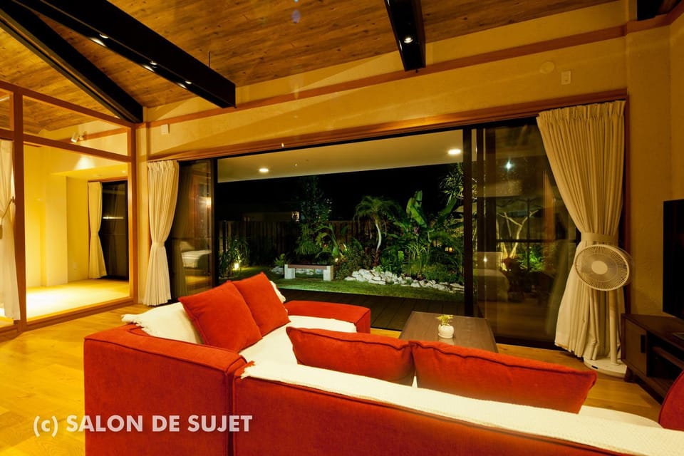 Living room, Garden view