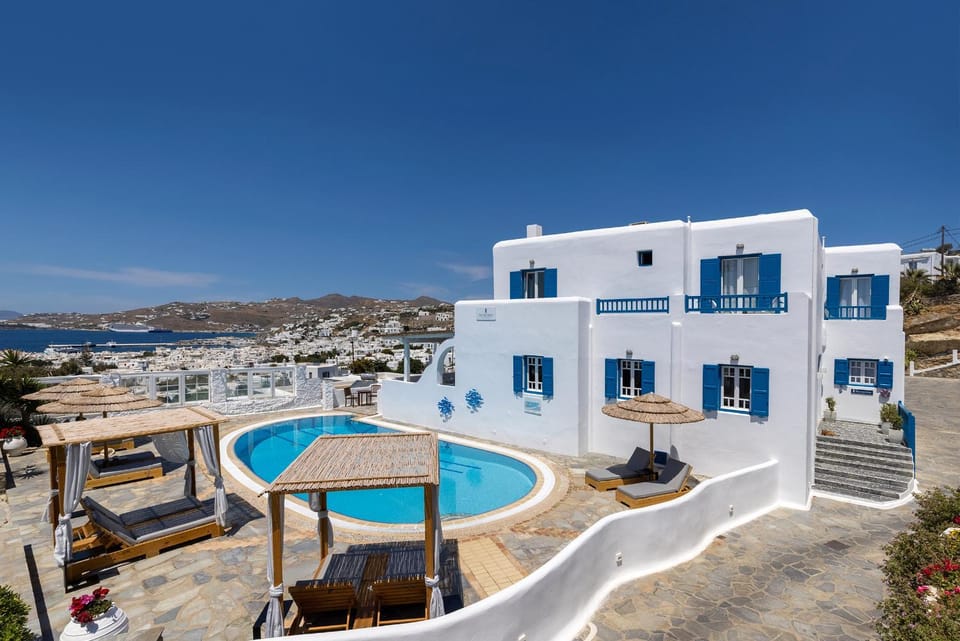 Pool view, Swimming pool