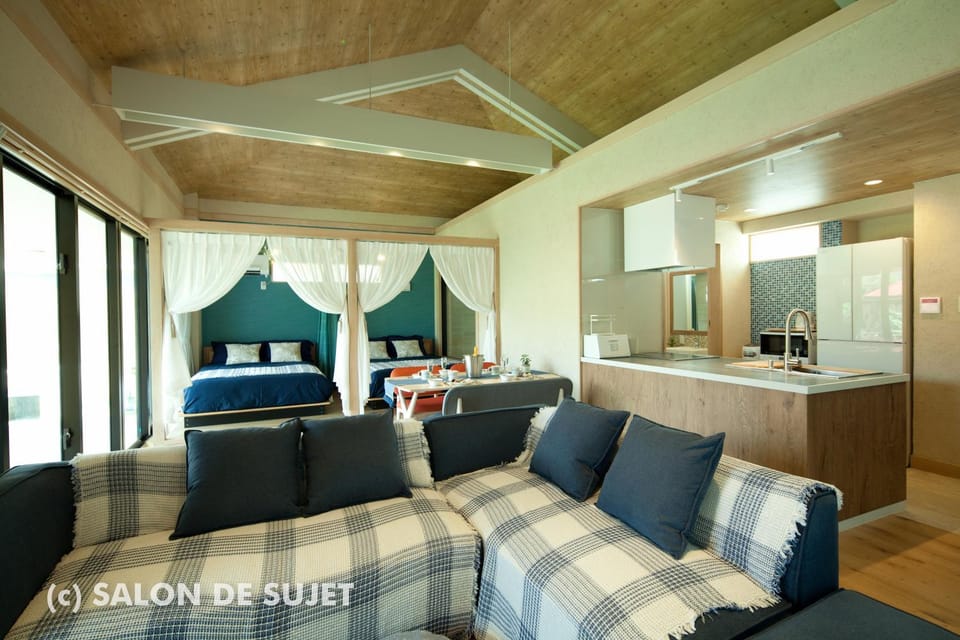Kitchen or kitchenette, Living room, Dining area, Bedroom