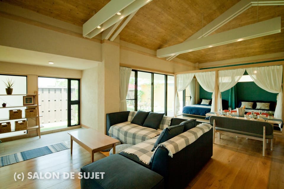 Living room, Dining area, Bedroom