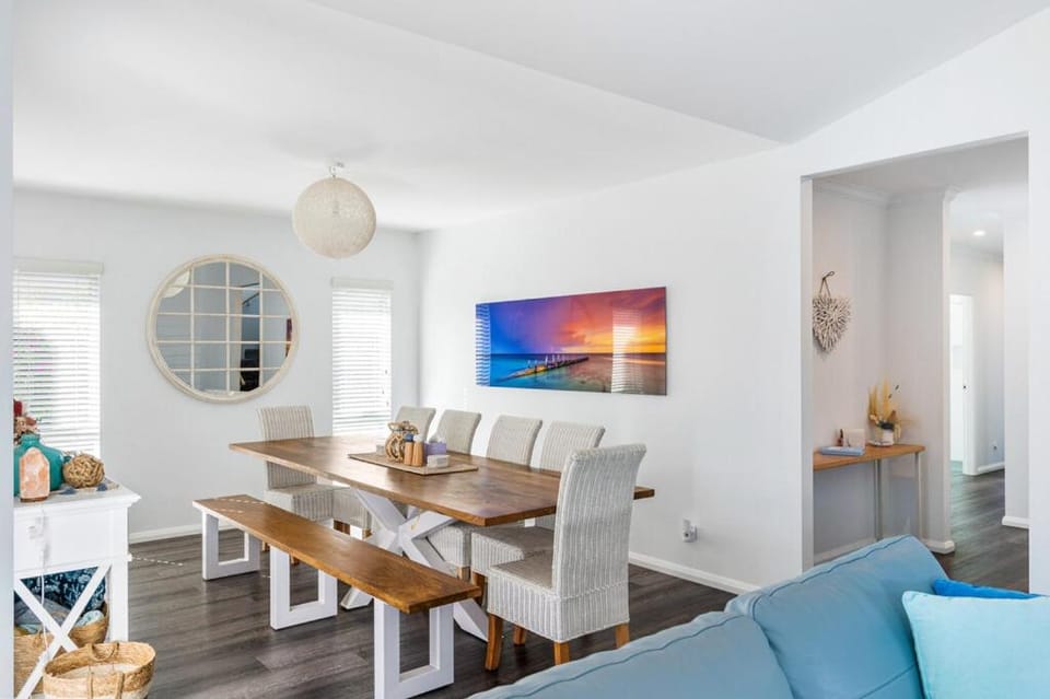 Ryze N Shine I Private Properties House in Dunsborough