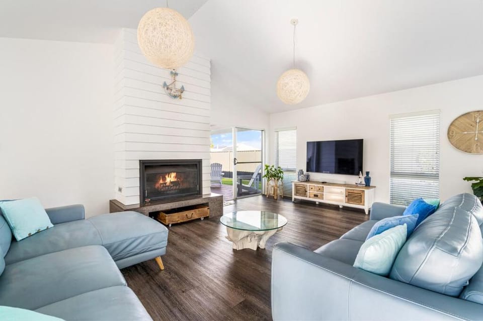 Ryze N Shine I Private Properties House in Dunsborough