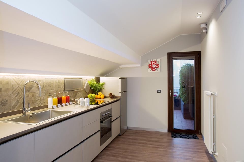 Coffee/tea facilities, Dining area, Buffet breakfast, Italian breakfast