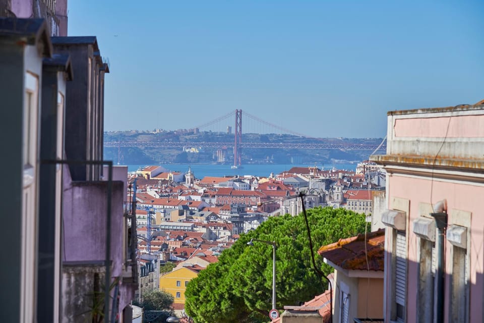 Elegant Riverview Apartment in Historical Lisbon Apartment in Lisbon