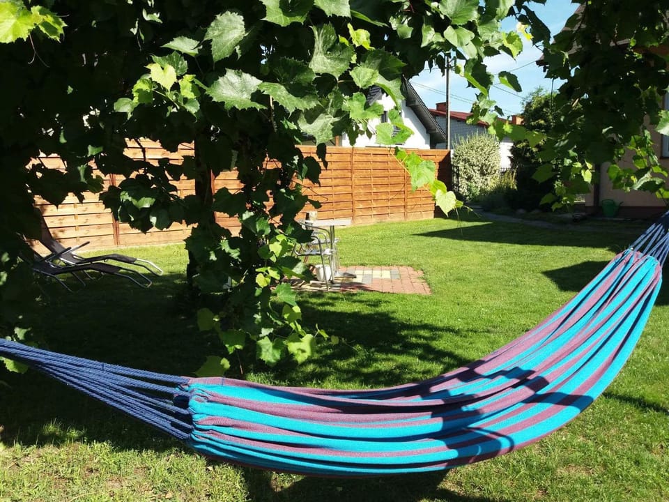 Natural landscape, Garden, Garden, Seating area, Evening entertainment
