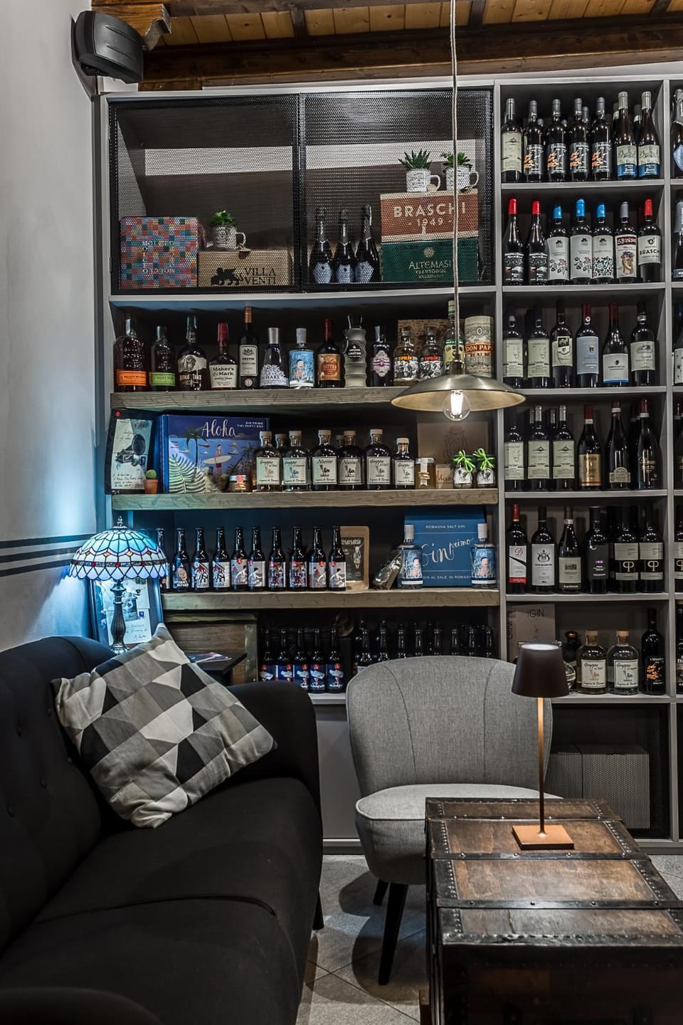 Lounge or bar, Lounge or bar, Alcoholic drinks
