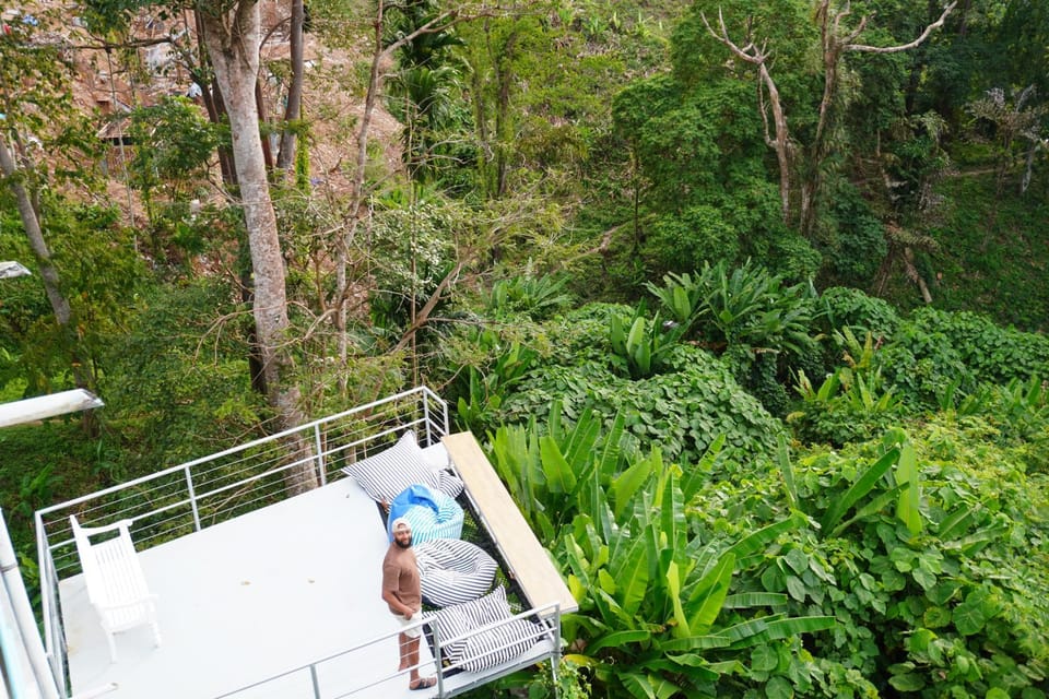 Natural landscape, View (from property/room), Balcony/Terrace, group of guests, Internal: Not applicable to any particular room