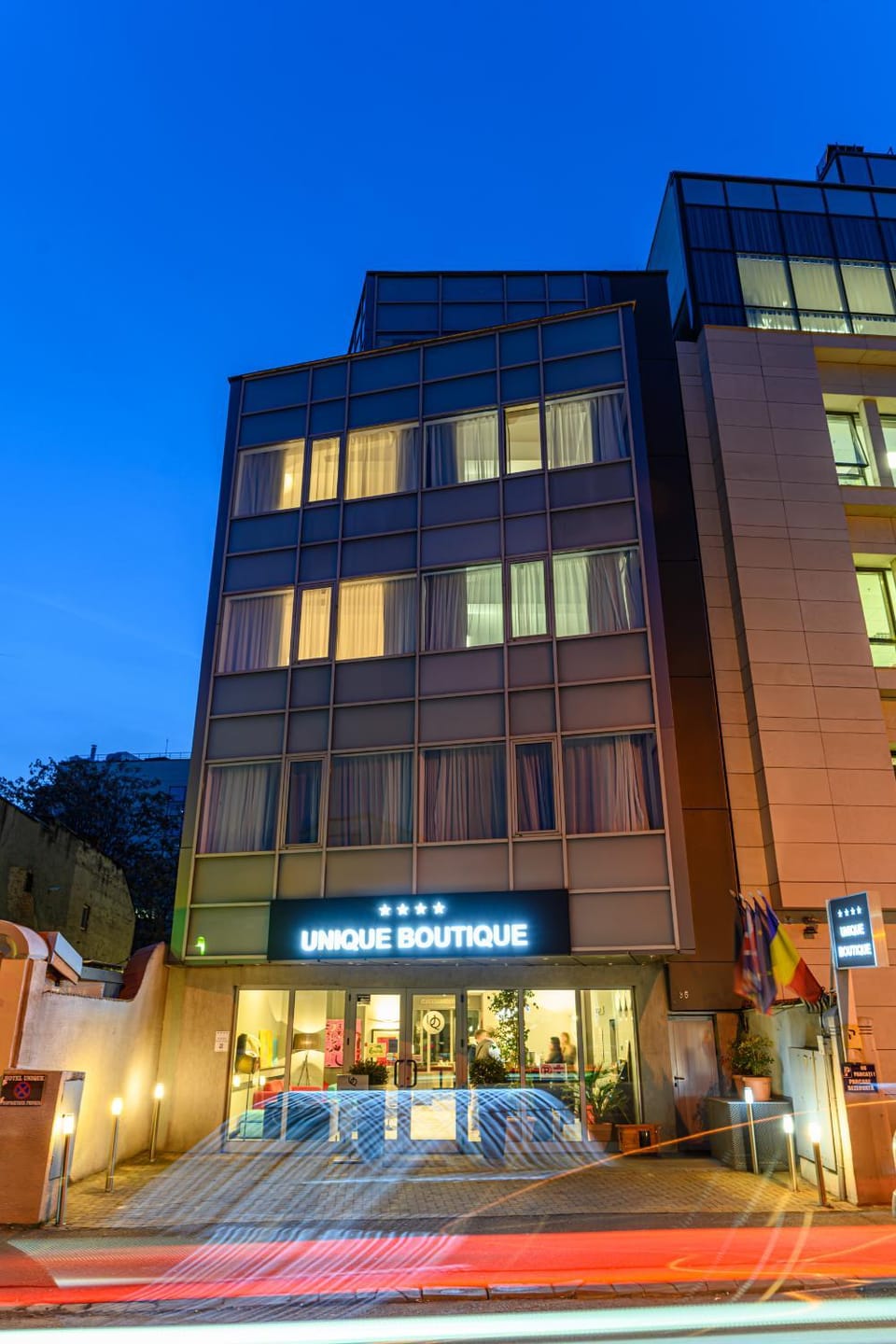 TV and multimedia, Business facilities
