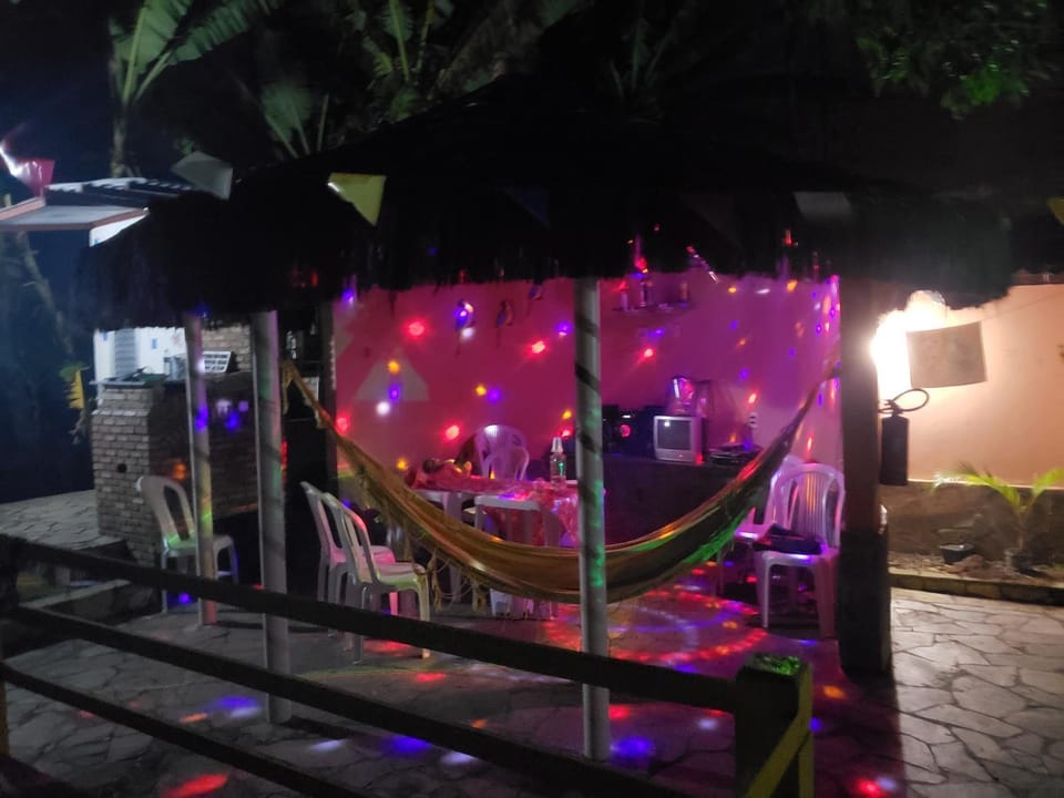 Karaoke, Nightclub / DJ, Lounge or bar, Evening entertainment