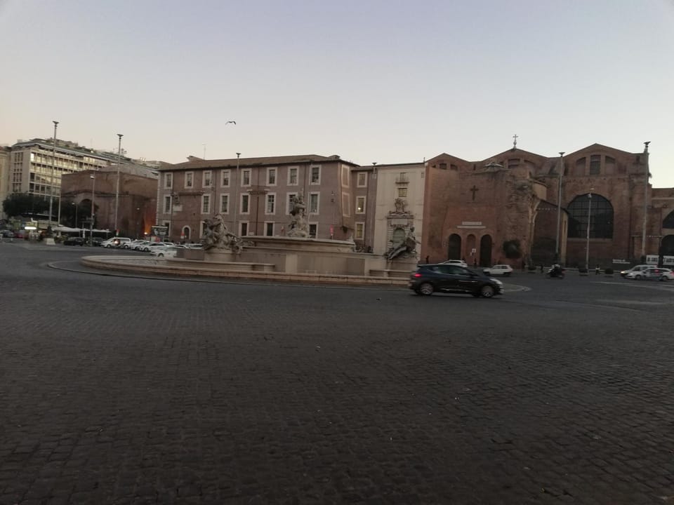 Nearby landmark, Neighbourhood