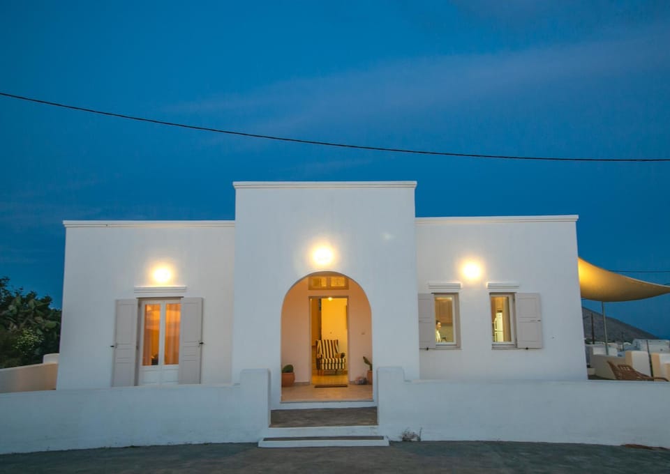 Property building, Facade/entrance, Sunset