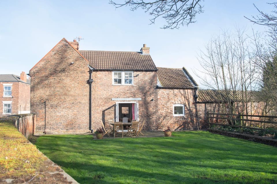 Property building, Garden, Garden view, furniture