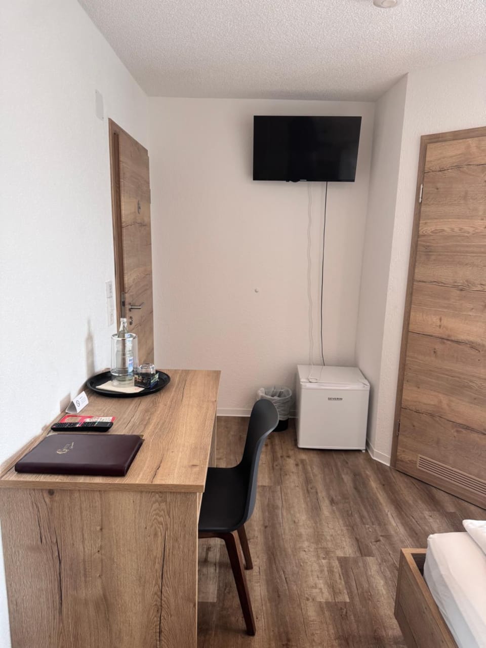 Seating area, Bedroom