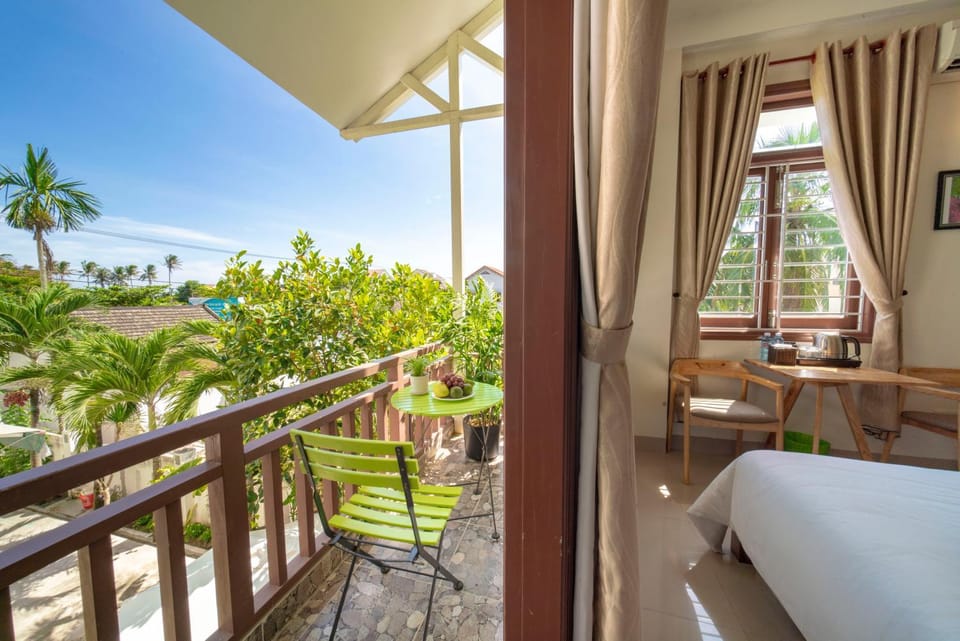 Balcony/Terrace, Seating area, Garden view, Garden view
