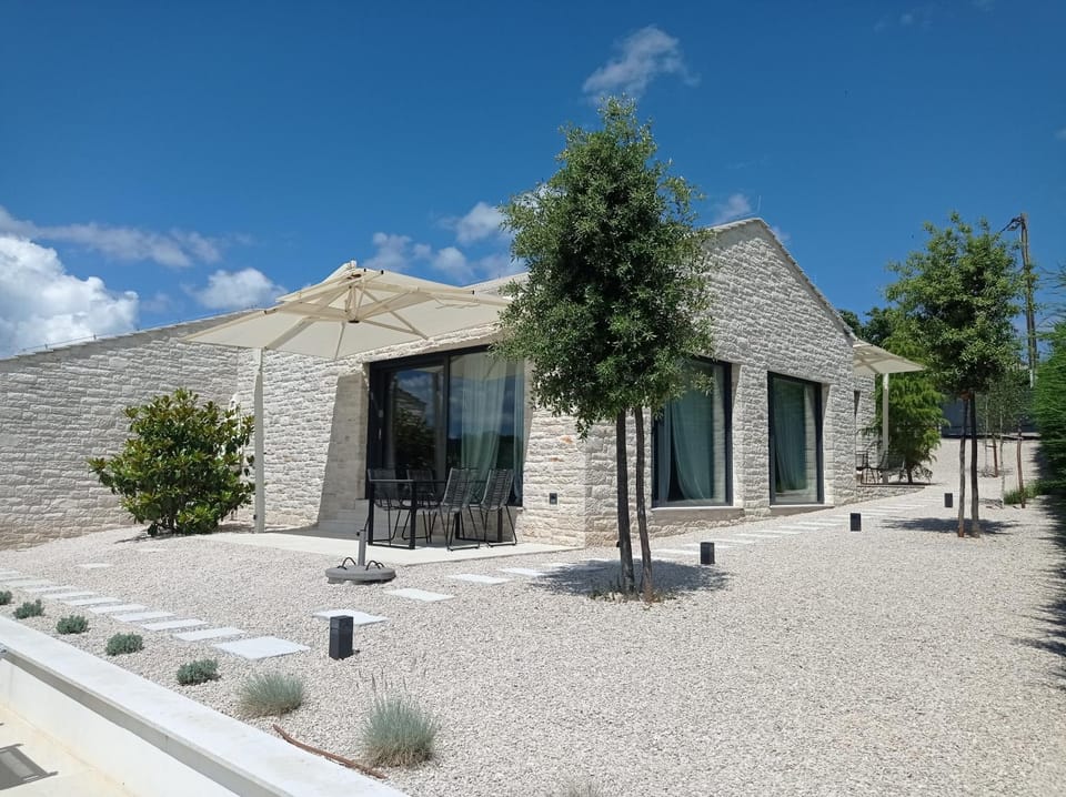 Property building, Garden