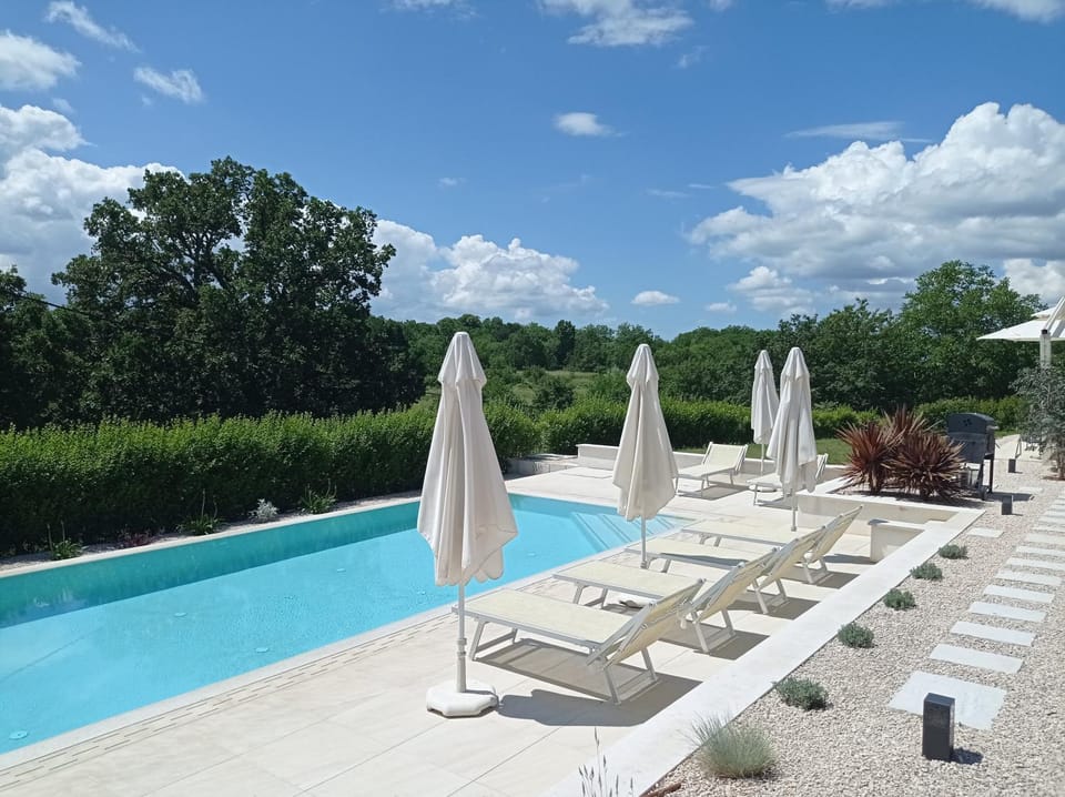 Garden, Swimming pool