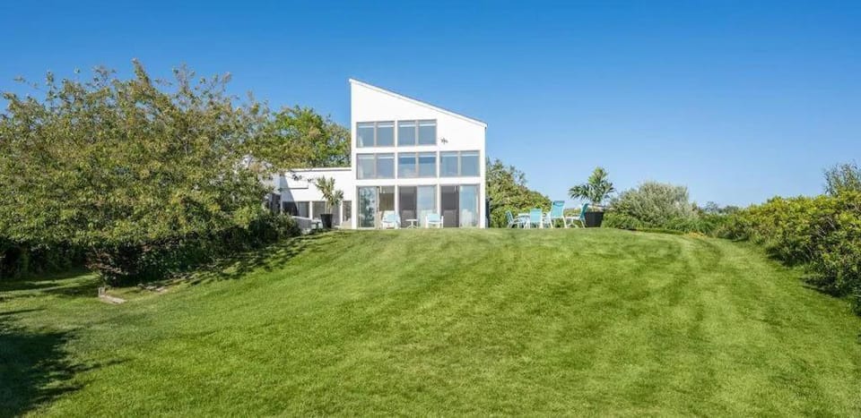 Property building, Natural landscape