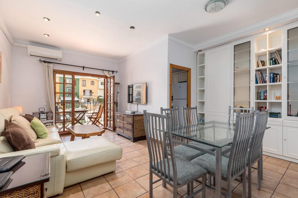 Beach Apartment with beautiful view House in Valencian Community