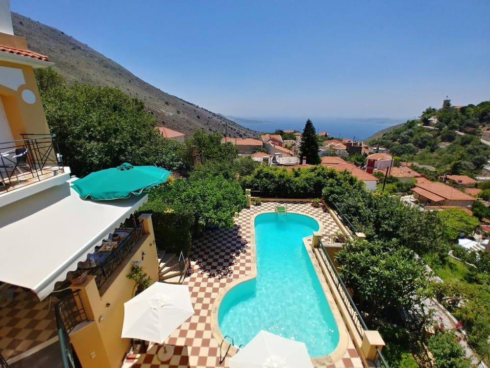 Property building, Patio, Day, Natural landscape, View (from property/room), Balcony/Terrace, Mountain view, Pool view, Sea view, Swimming pool, Swimming pool, sunbed