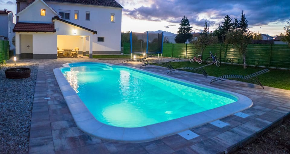 Swimming pool, Sports