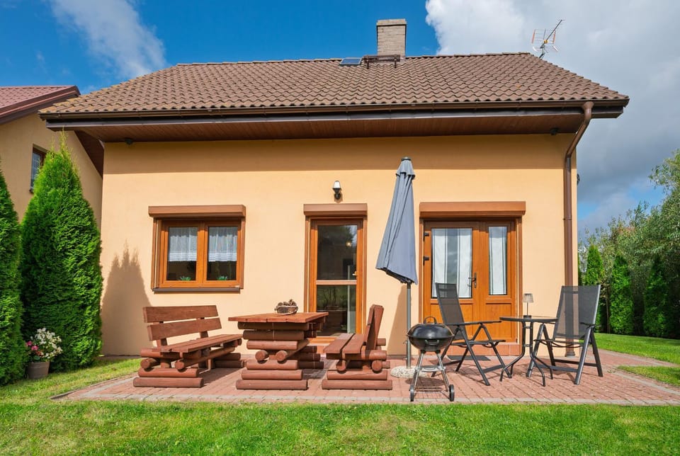 Property building, BBQ facilities, Garden, Balcony/Terrace