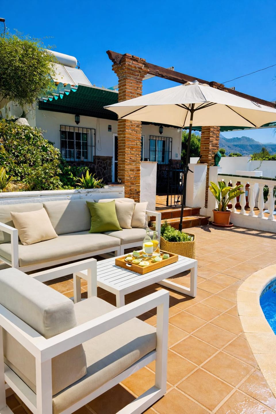 Off site, Garden, Balcony/Terrace, Swimming pool