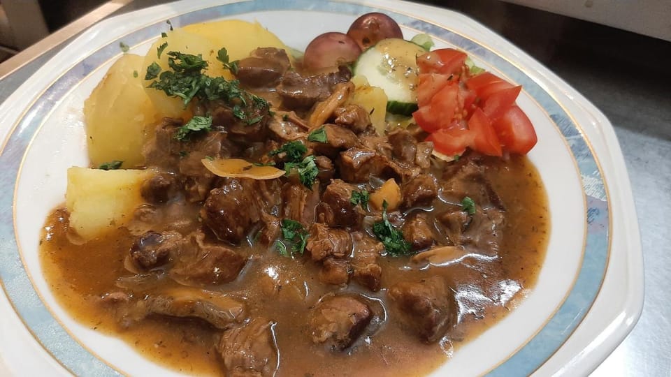 Restaurant/places to eat, Food