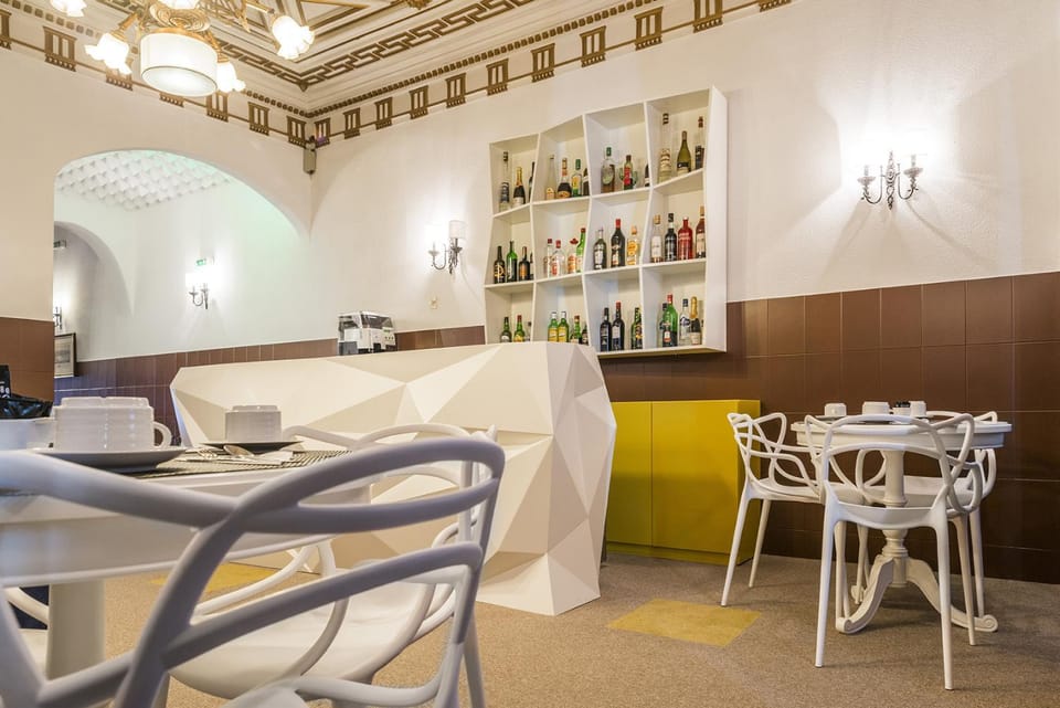 Lounge or bar