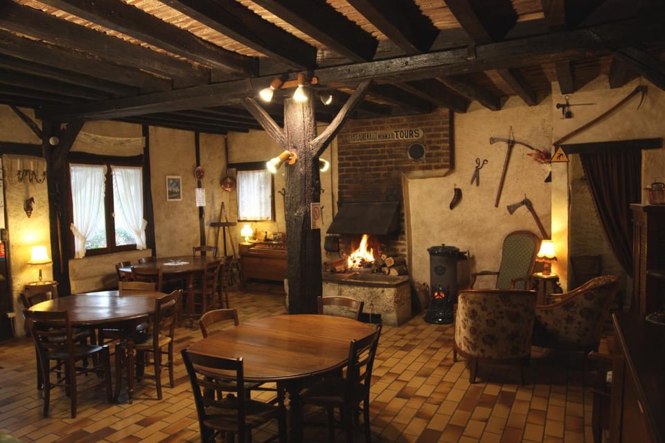 Lounge or bar