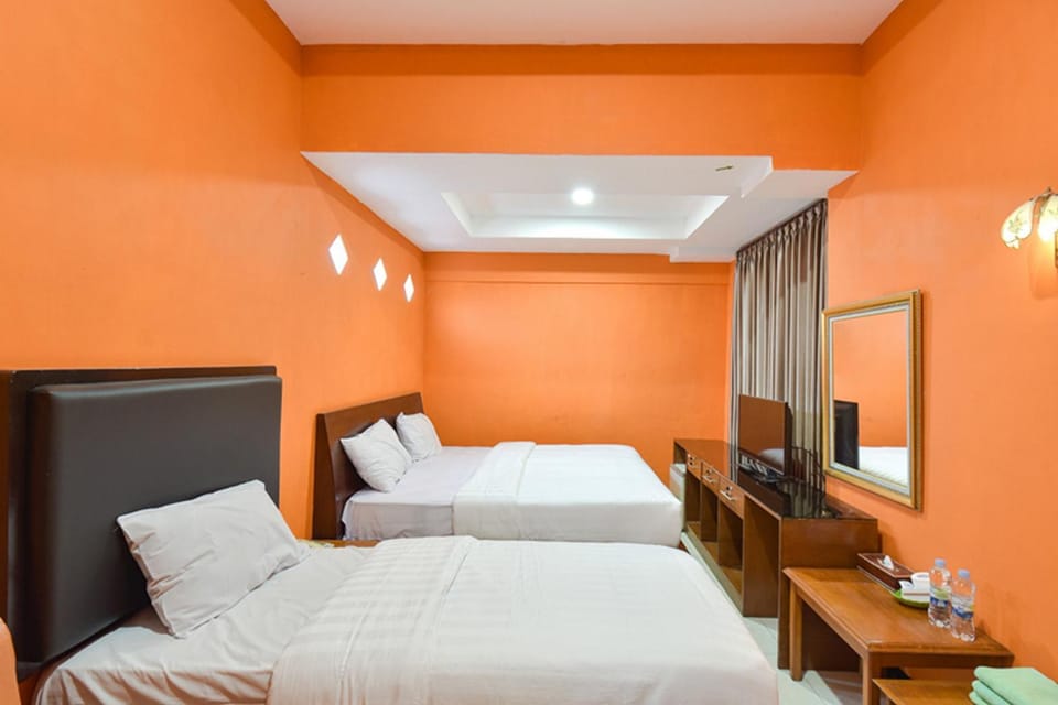 Bed, Photo of the whole room, Bedroom, hair dresser