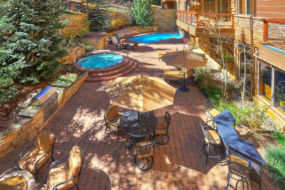 Pool view