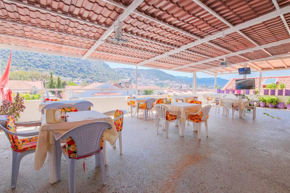 saray otel Hotel in Kas